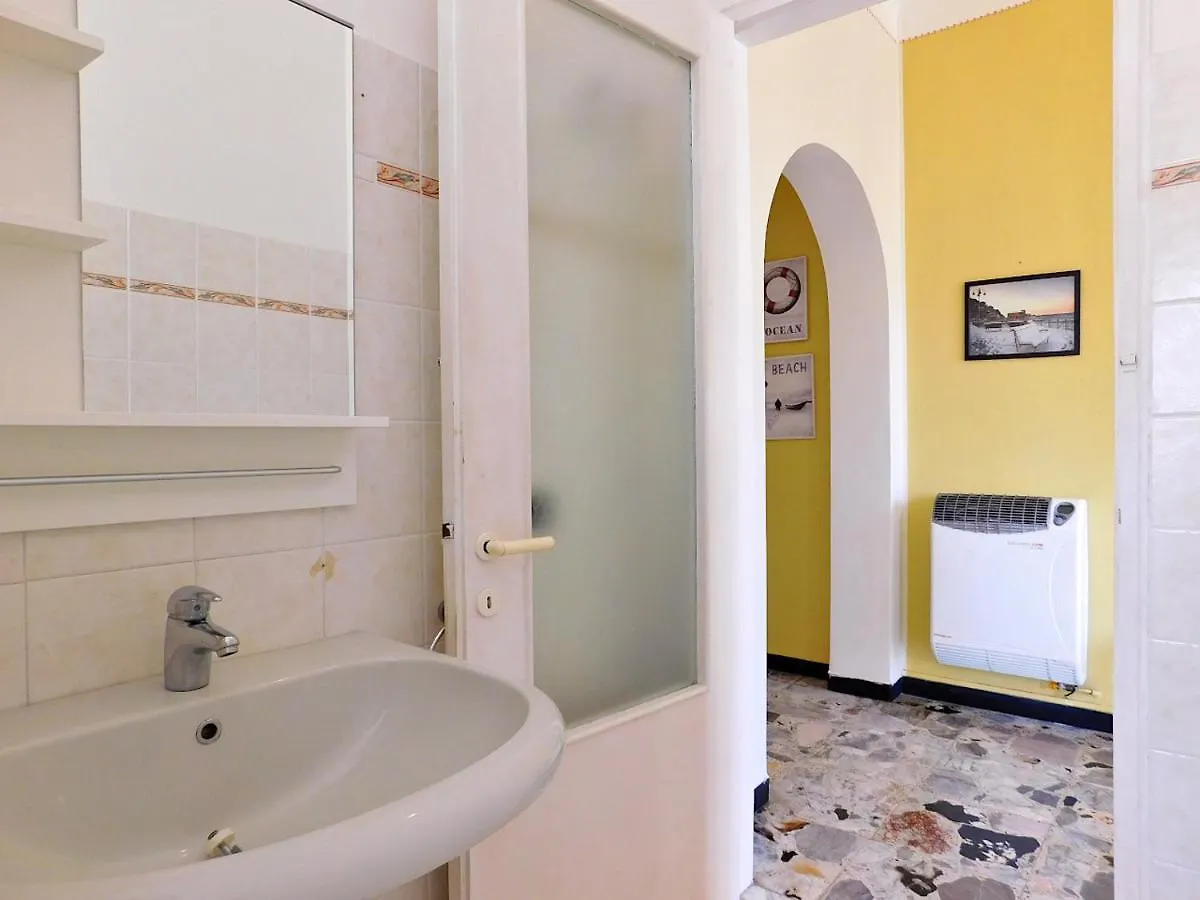 Appartamento Villa unifamiliare con posto auto! Levanto